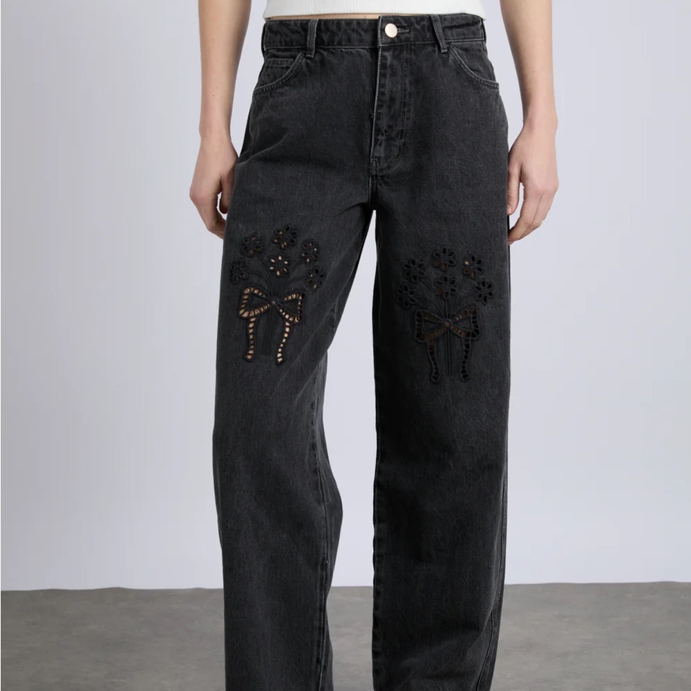 Damson Madder BNWT Drew Cargos black bow embroidery jeans